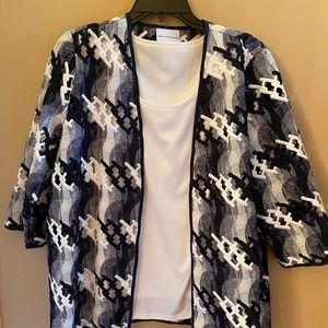 Alfred Dunner two piece top. NWOT. Med. $25